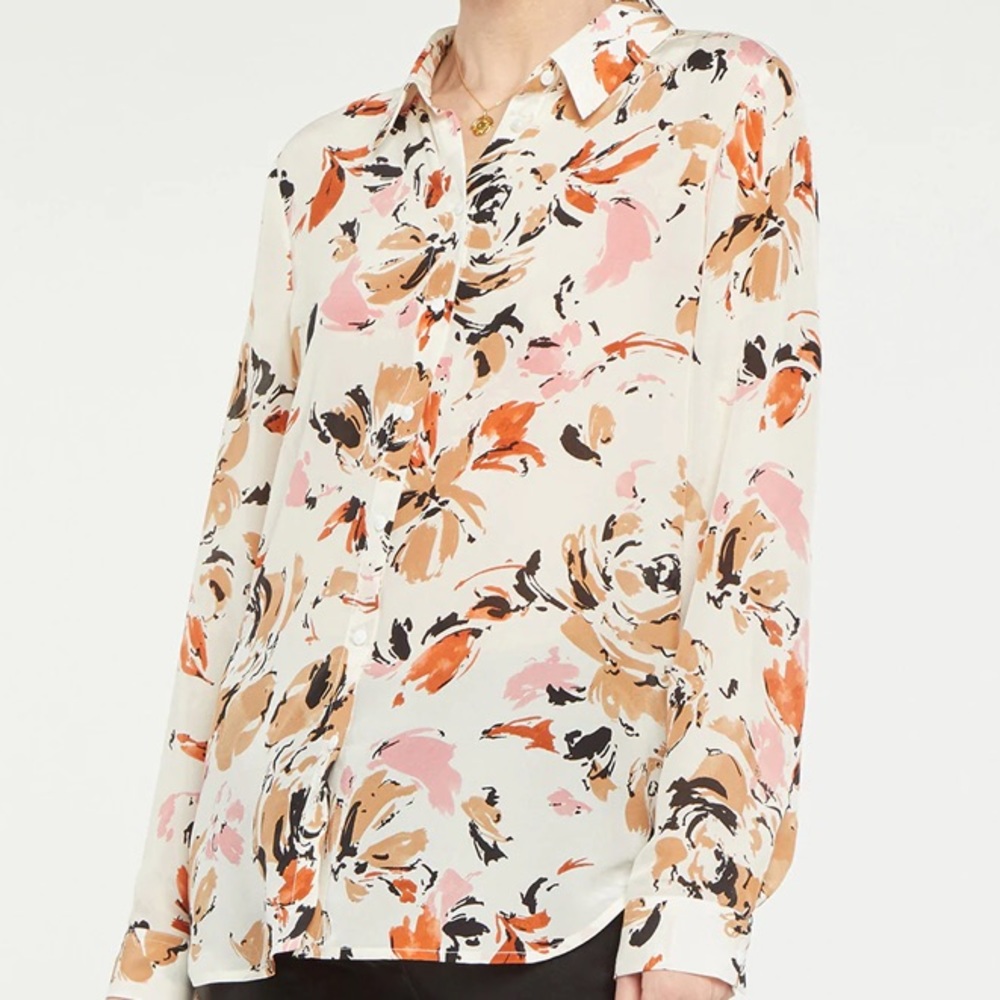 NWT Riley Silk Blouse 100% silk 
STATEMENT NYDJ™ L'éffrontée Collection